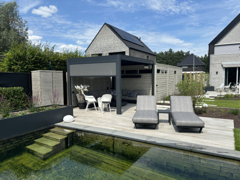Aluminium pergola